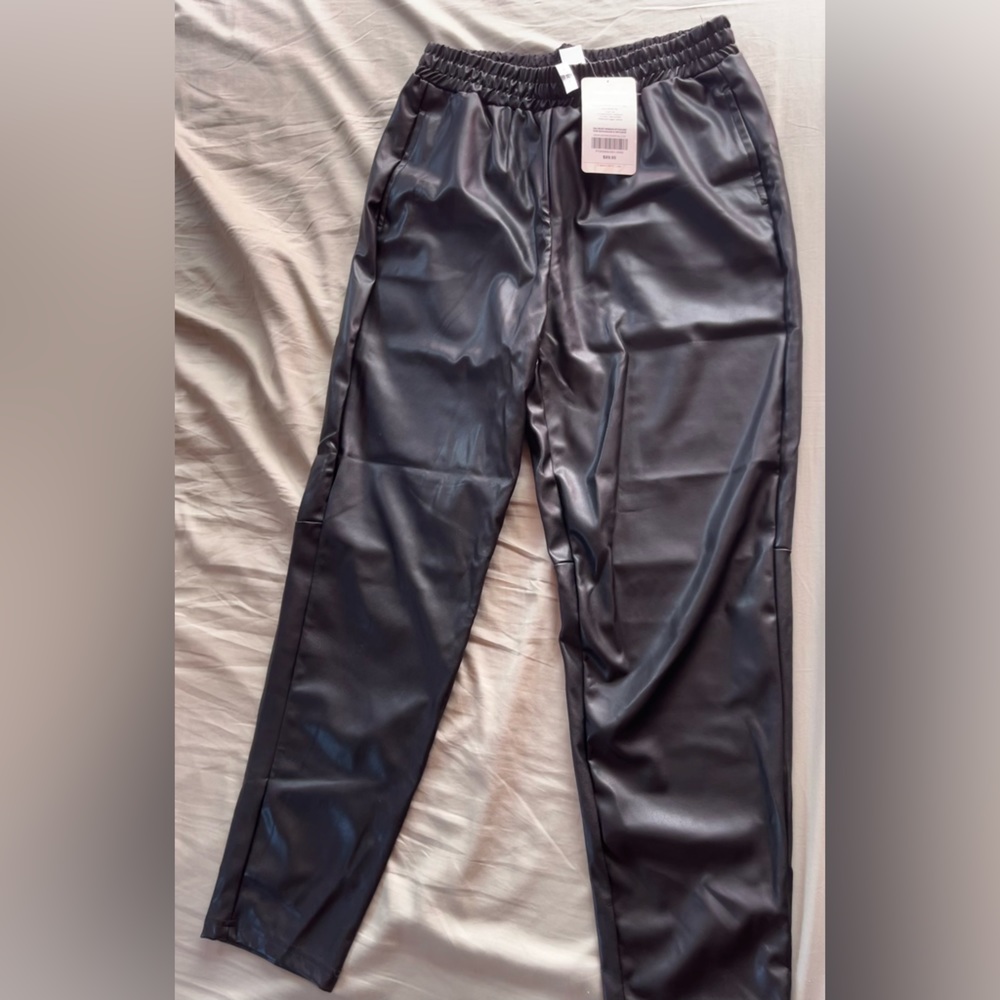 Vegan leather pants with POCKETS
